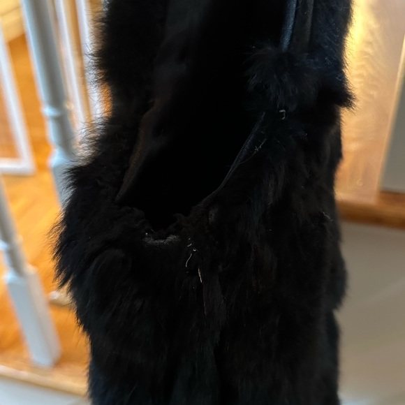 Authentic Rabbit Fur Vest - Picture 3 of 5